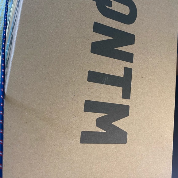 Yeezy QNTM - Picture 10 of 12